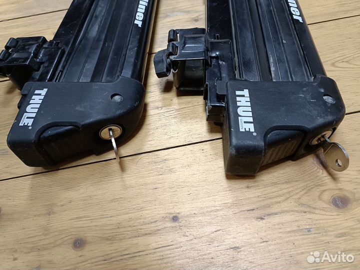 Багажник для лыж и сноуборда Thule Snowliner