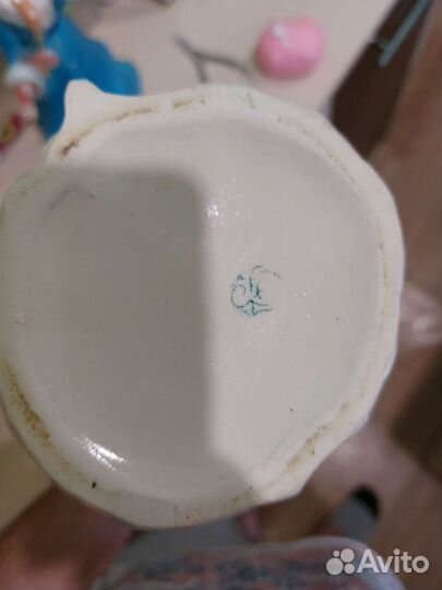 Фарфоровые статуэтки дед мороз и снегурочка,штоф