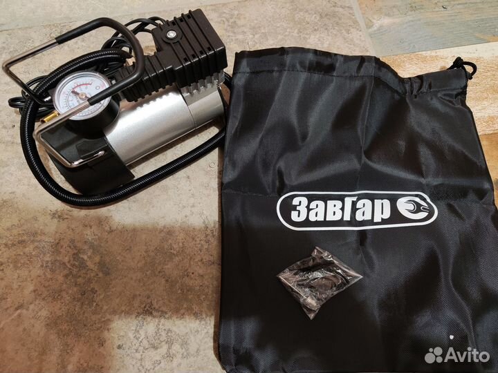 Компрессор для накачки шин, мячей, матрасов