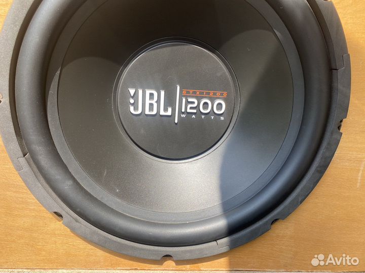 Сабвуфер и усилитель