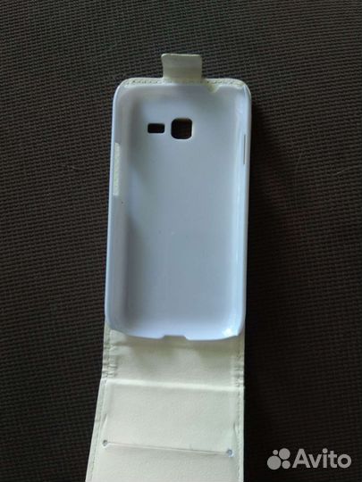 Чехлы на телефон