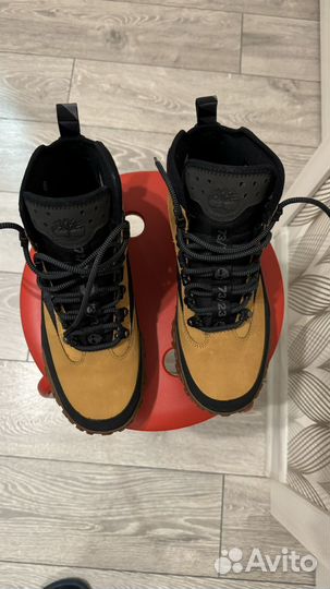 Ботинки зимние timberland 42 размер