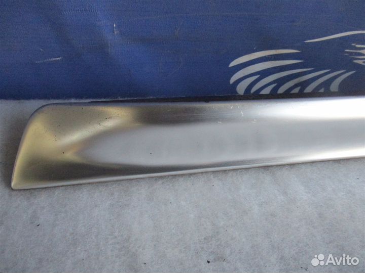 Молдинг на дверь передний правый Audi A6 Allroad