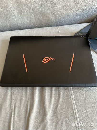 Игровой ноутбук 17.2 asus ROG I7 7700H GTX1050TI