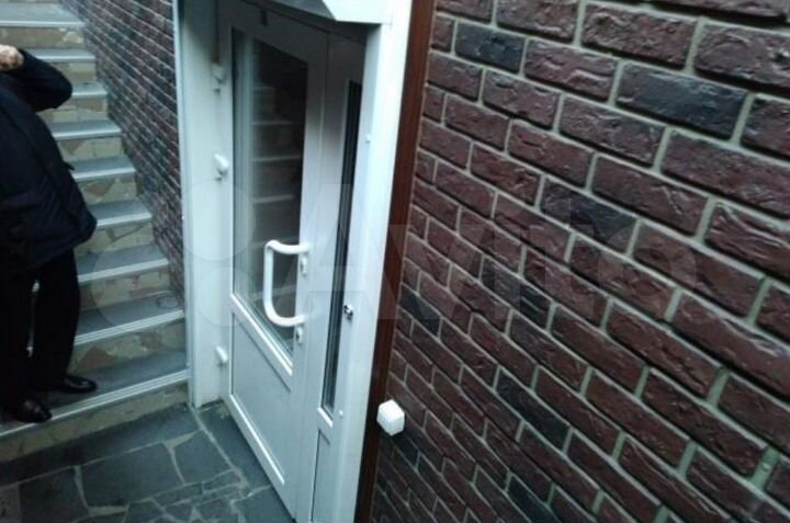 Помещение Свободного назначения, 329.9 м²