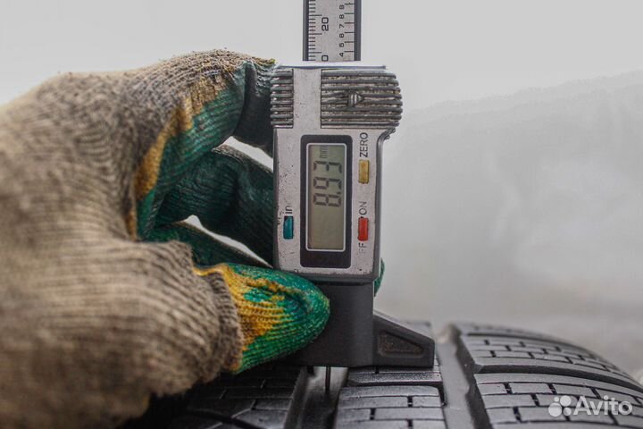 Pirelli Winter Sottozero 240 Serie II 255/40 R18 95V