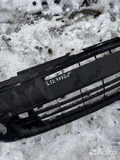 Передний бампер Citroën Xsara Picasso 1999-2011