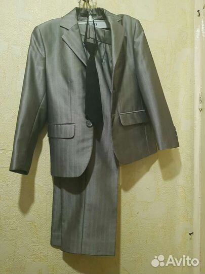 Костюм