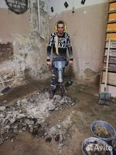 Демонтаж стяжки.Снос стен