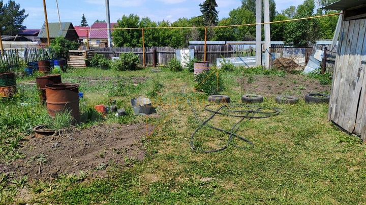 Дом 35 м² на участке 4,2 сот.