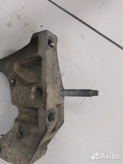 Кронштейн двигателя - Ford Transit фургон drfd