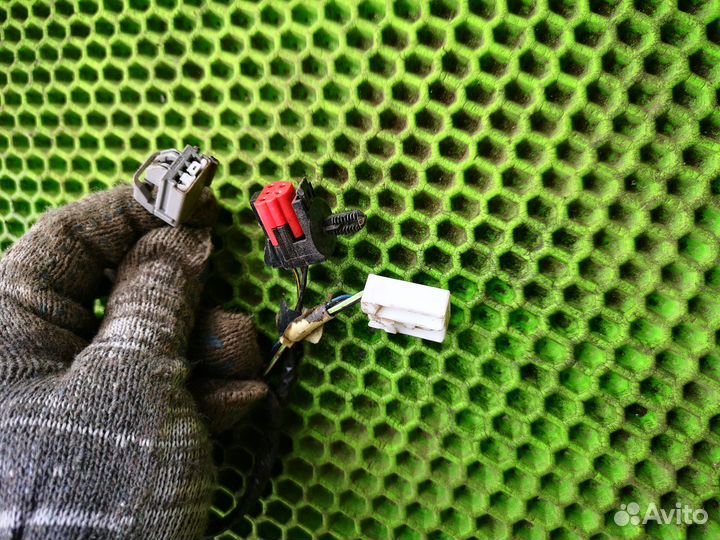 Проводка двери багажника для Ford Focus II 2008-11