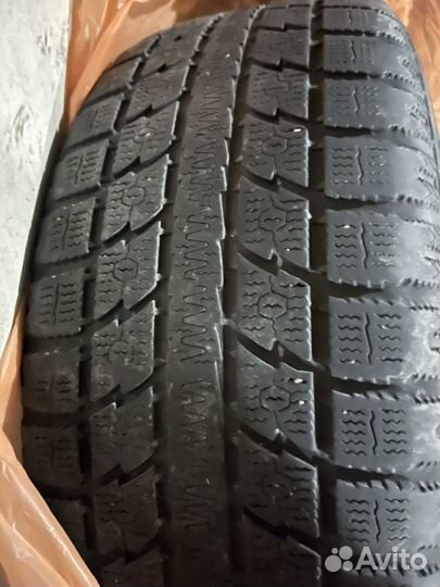 Toyo Observe GSi-5 255/55 R20 107T