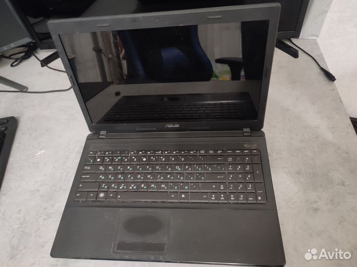 Asus i3/4/320/radeon7470/hdmi/wifi5ghz/bt