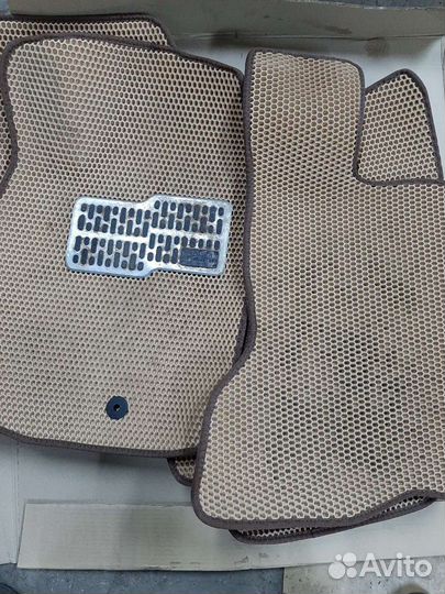 Комплект ева ковриков на Паджеро спорт