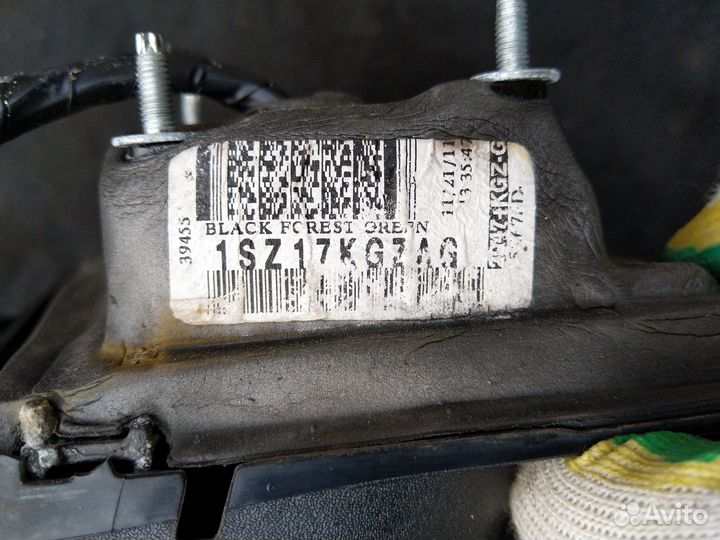 Зеркало боковое Jeep Grand Cherokee WK2 оверленд