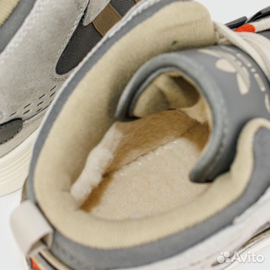 Adidas ADI2000 Mid Light Grey with Fur