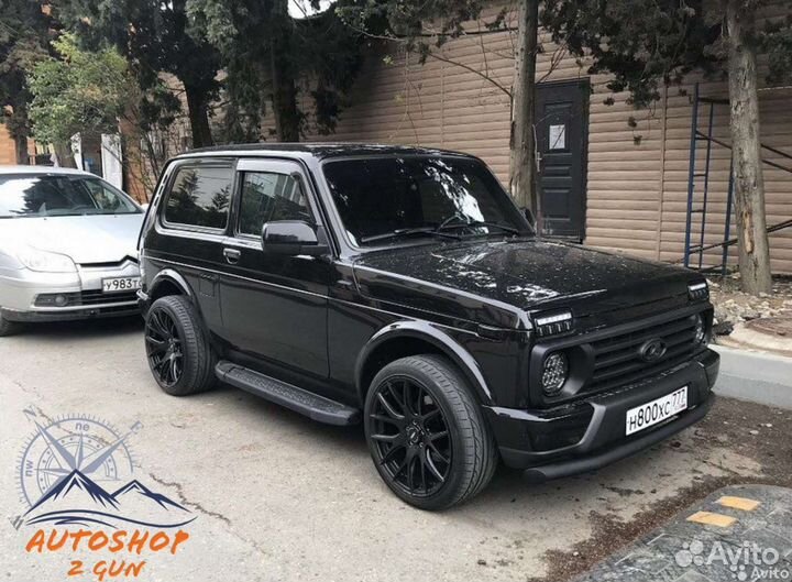 Подножки «Бумер» Нива, пороги нива Урбан (чёрные)