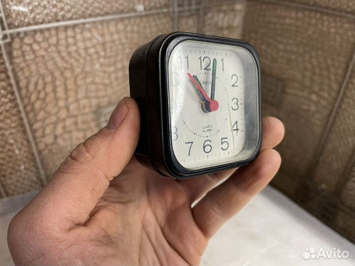 Будильник рабочий