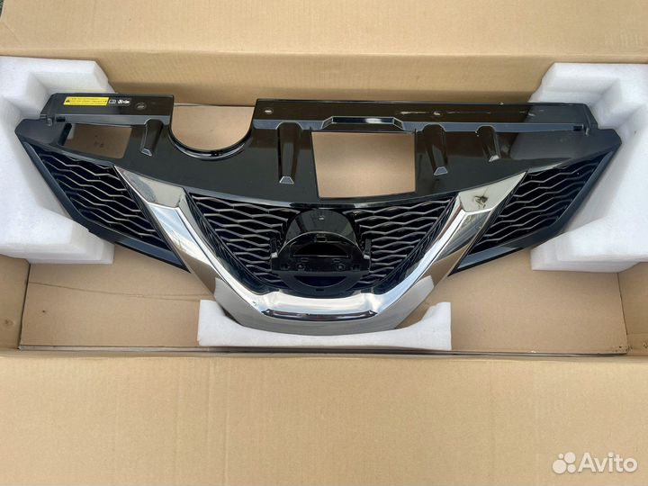 Решетка радиатора Nissan X trail t32