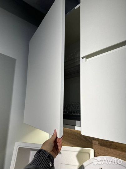 Кухня бюджетная белая в наличии