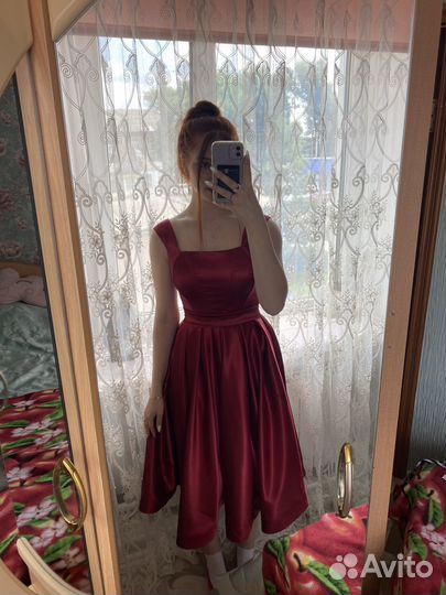 Нарядное платье