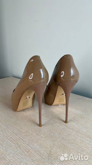 Туфли женские