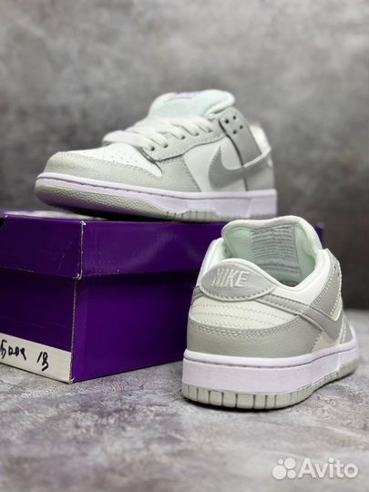 Кроссовки оптом