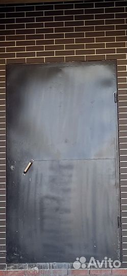 Дверь входная металлическая
