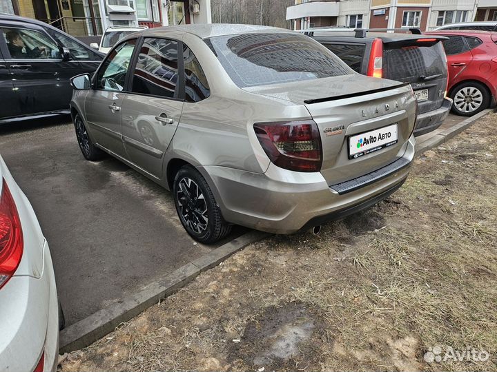 LADA Granta 1.6 МТ, 2021, 28 500 км