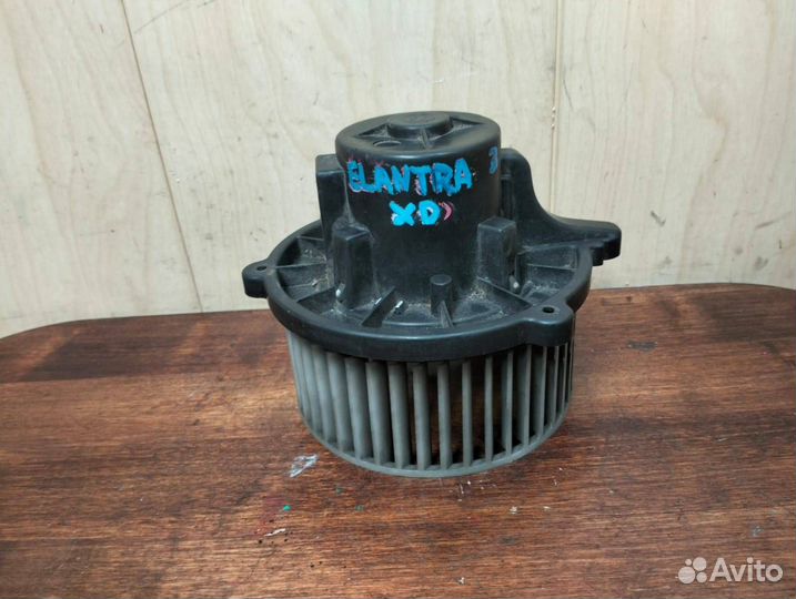 Моторчик печки Hyundai Elantra 3 XD