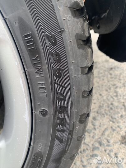 Viatti Strada Asimmetrico V-130 225/45 R17
