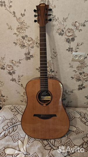 Акустическая гитара Lag T118-D