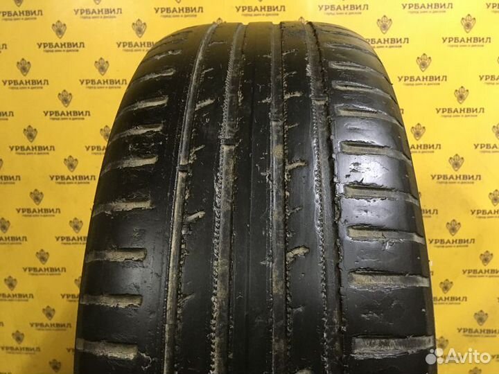 Nokian Tyres Hakka Blue 2 215/60 R16 99V