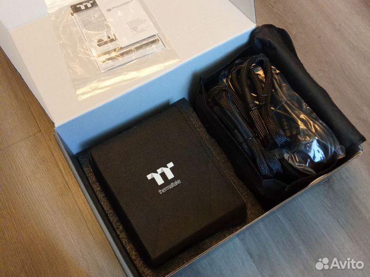 Блок питания thermaltake 1650w