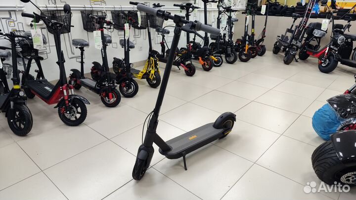 Электросамокат Ninebot kickscooter Max G30p