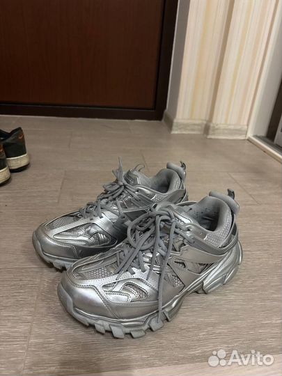 Balenciaga track 1 silver/metalic