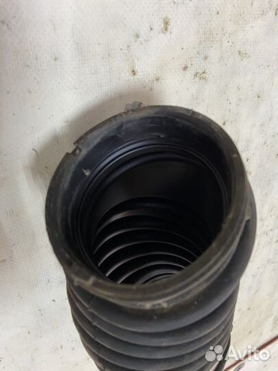 Патрубок корпуса воздушного фильтра Ford Focus 2