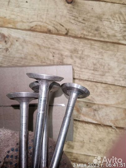 Клапана грм Москвич 412