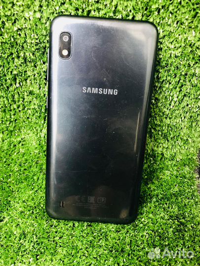 Samsung Galaxy A10, 2/32 ГБ