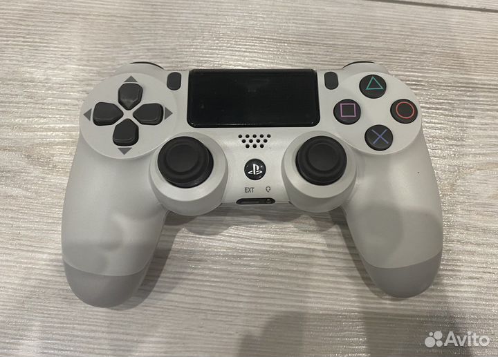 Джойстик DualShock Sony PS4