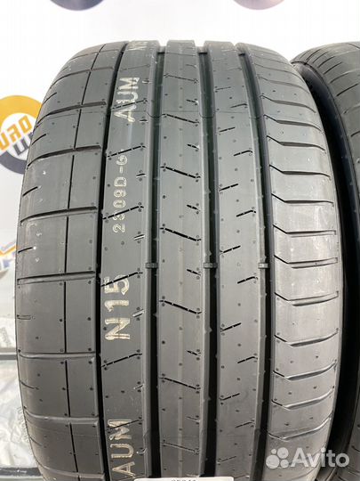 Pirelli P Zero PZ4 295/40 R19 108Y