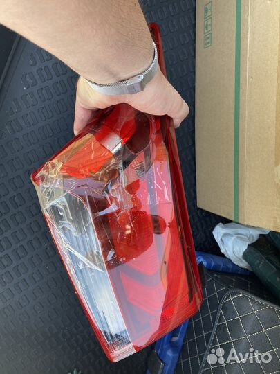 Левый задний наружный фонарь Hyundai Solaris 2