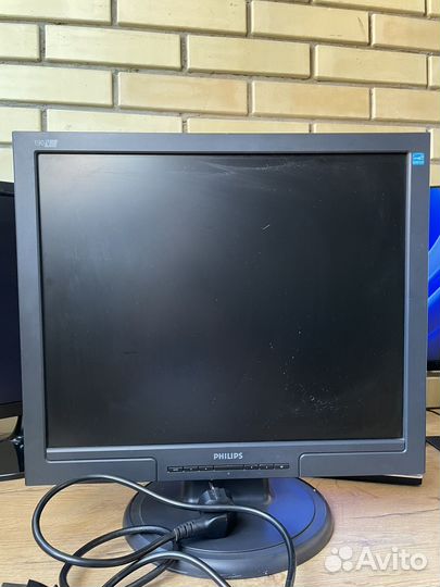 Монитор Philips HNS7 90T