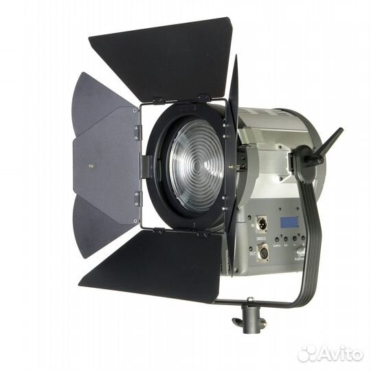 Осветитель студийный GreenBean Fresnel 150 LED X3