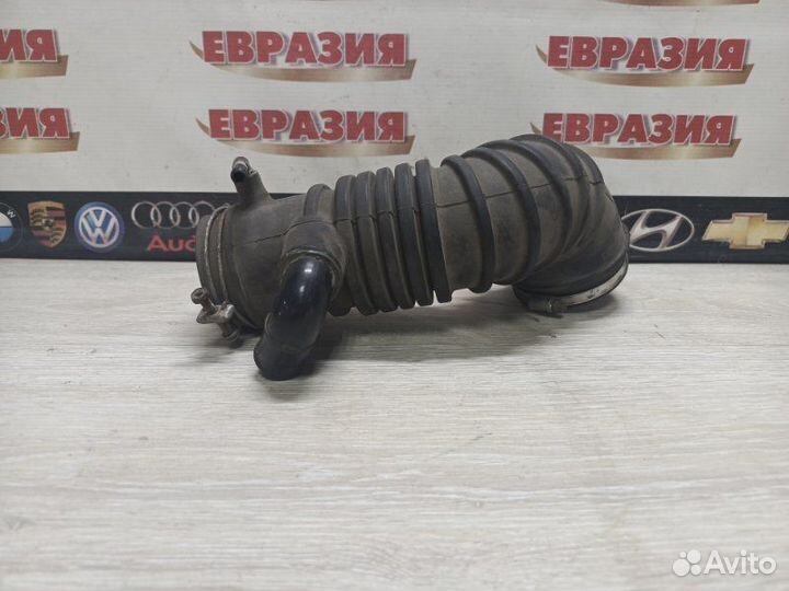 Гофра воздушного фильтра Mitsubishi Legnum EA1W