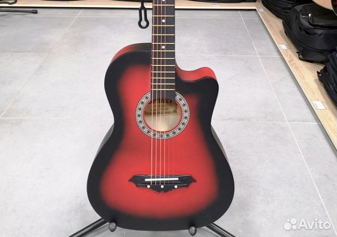 Гитара акустика