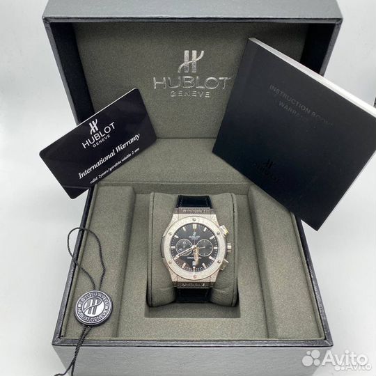 Мужские наручные часы кварцевые