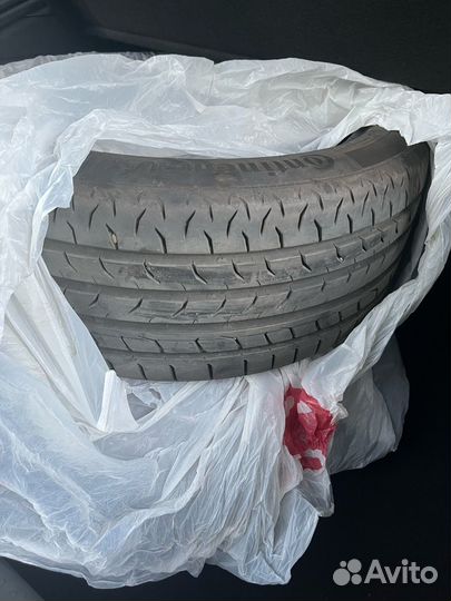 Continental MaxContact MC6 235/45 R18 98Y