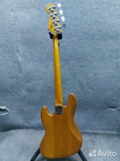 Fender avri'62 USA бас-гитара
